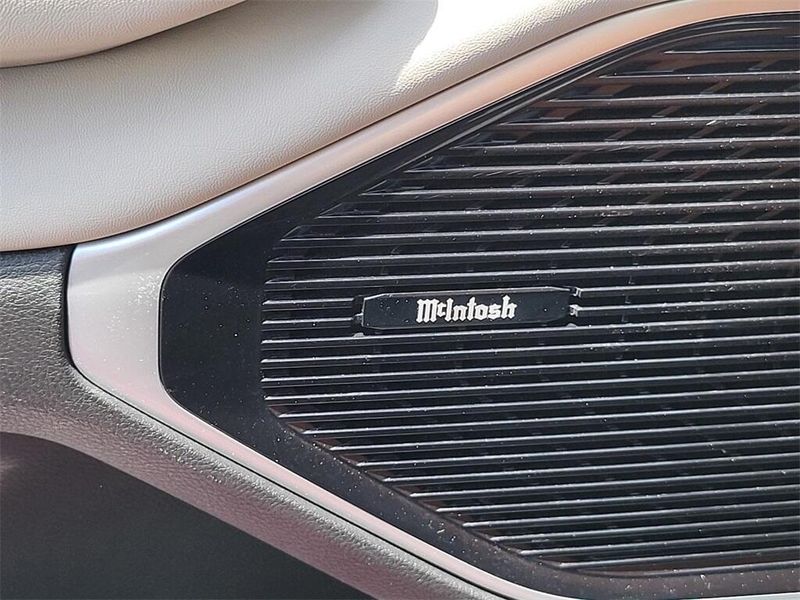 2022 Jeep Wagoneer Series IIIImage 27