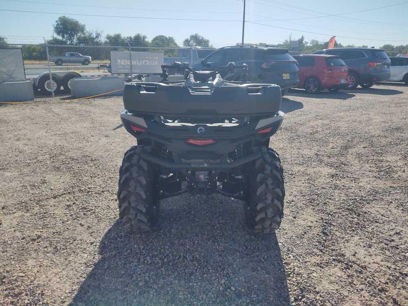 Used 2026 Can-Am ATV OUTL PRO XU HD5 TN 26 