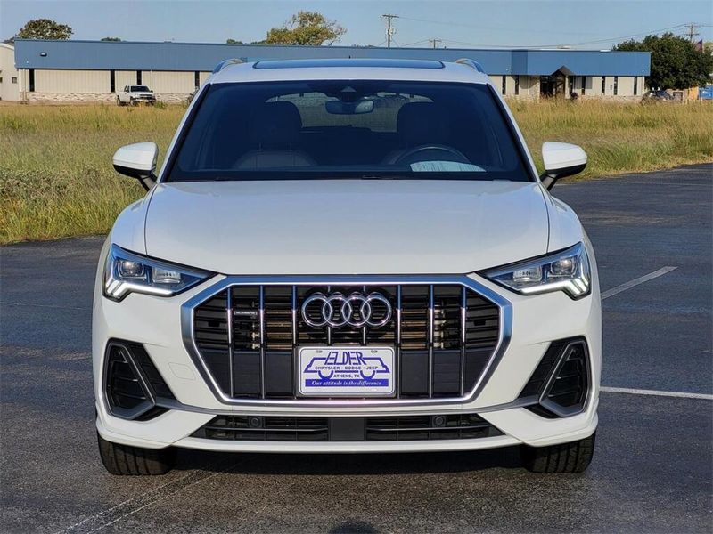 2023 Audi Q3 PremiumImage 2