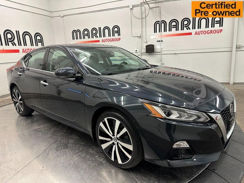 2019 Nissan Altima 2.5 PlatinumImage 1