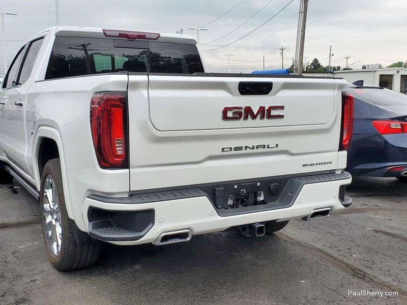 2023 GMC Sierra 1500 DenaliImage 5
