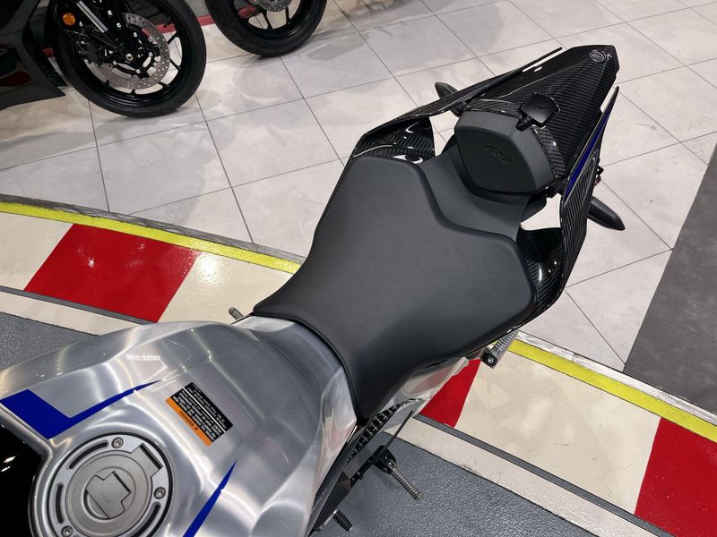 New 2026 Yamaha YZF-R1M Image 12