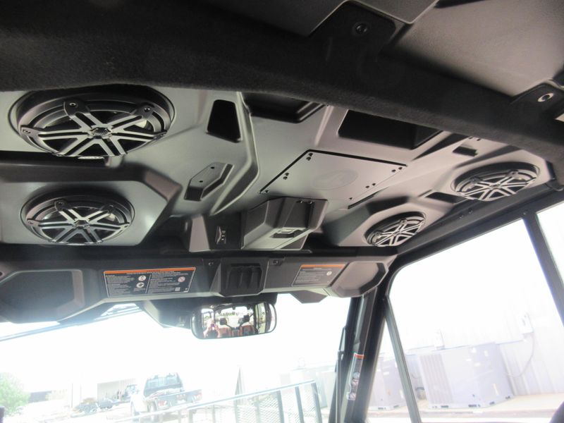 NEW 2026 CAN-AM DEFENDER MAX LONE STAR CAB HD11 Image 19