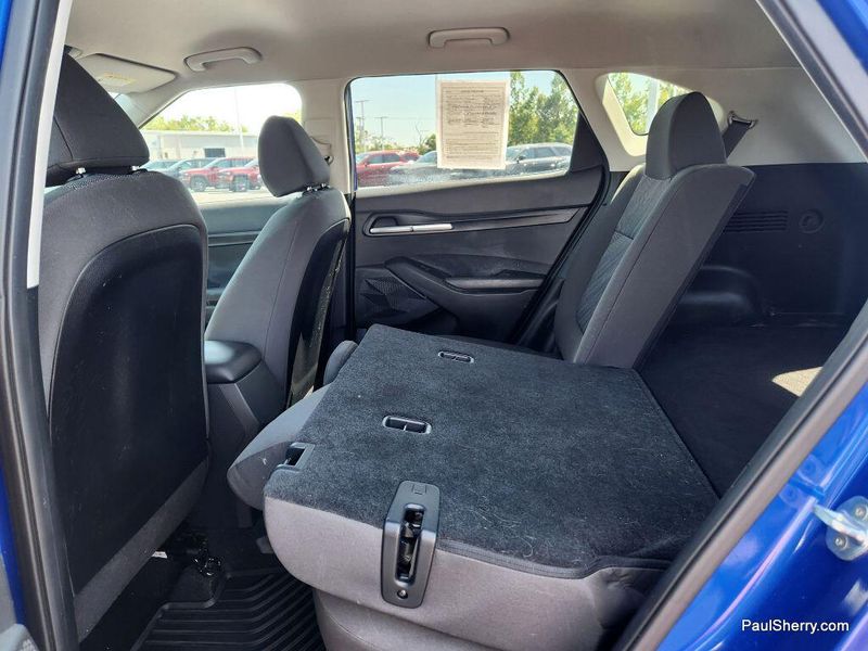 Used 2023 Kia Seltos LX