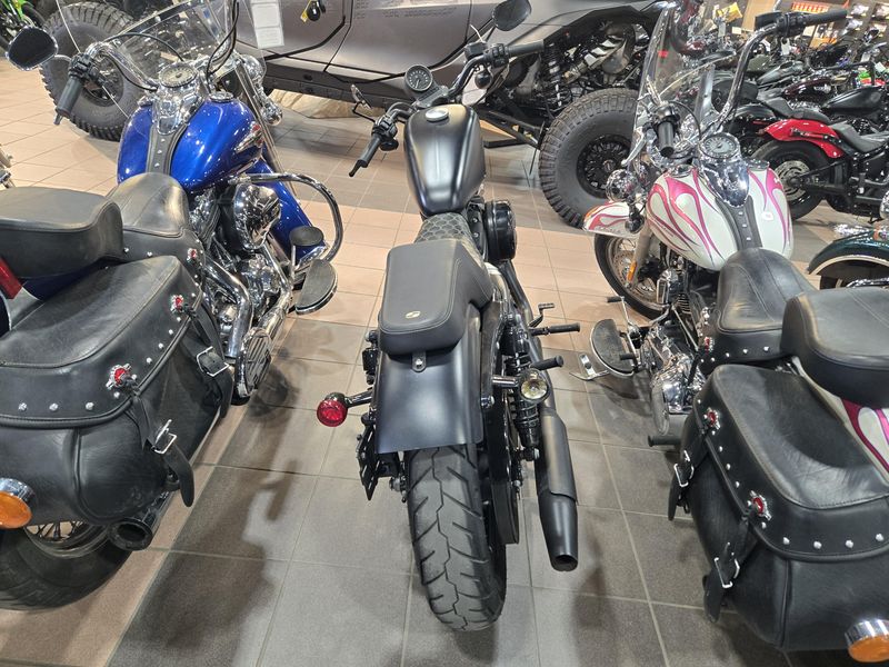 USED 2020 HARLEY SPORTSTER IRON 883 Image 8