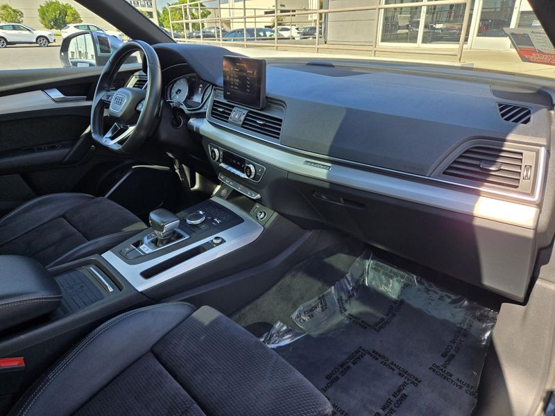2020 Audi SQ5 Premium photo 28