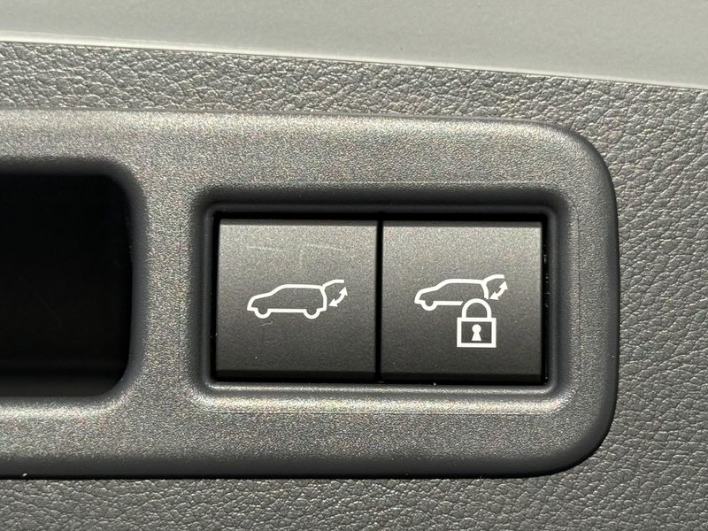 New 2026 Lexus RX 450h+ LuxuryImage 14