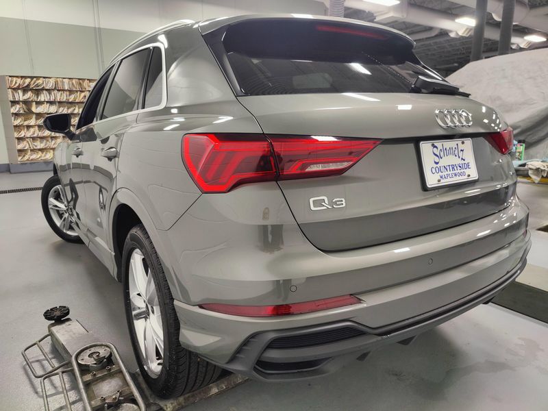Used 2024 Audi Q3 S line Premium AWD w/ConvenienceImage 10