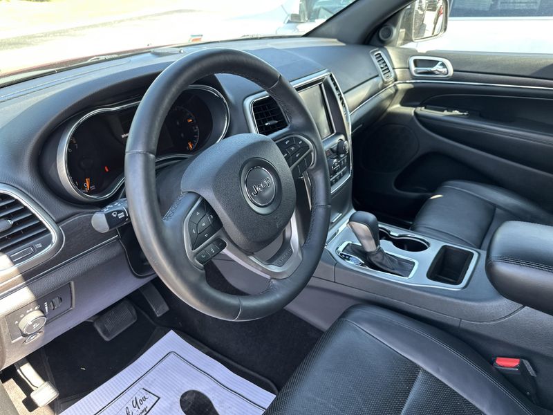 Used 2018 Jeep Grand Cherokee LimitedImage 22