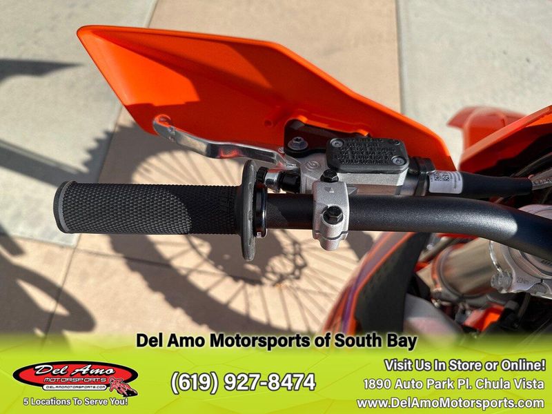 2024 KTM 500 XW-F  in a ORANGE exterior color. Del Amo Motorsports of South Bay (619) 547-1937 delamomotorsports.com 