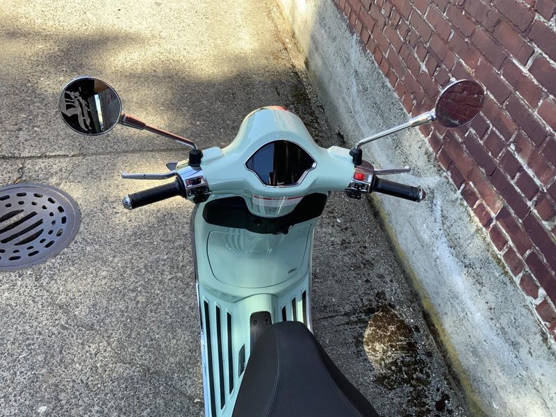 New 2027 Vespa PRIMAVERA 150 