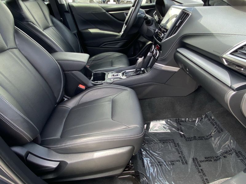 Used 2020 Subaru Forester LimitedImage 10