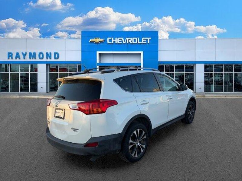 Used 2015 Toyota RAV4 LimitedImage 3