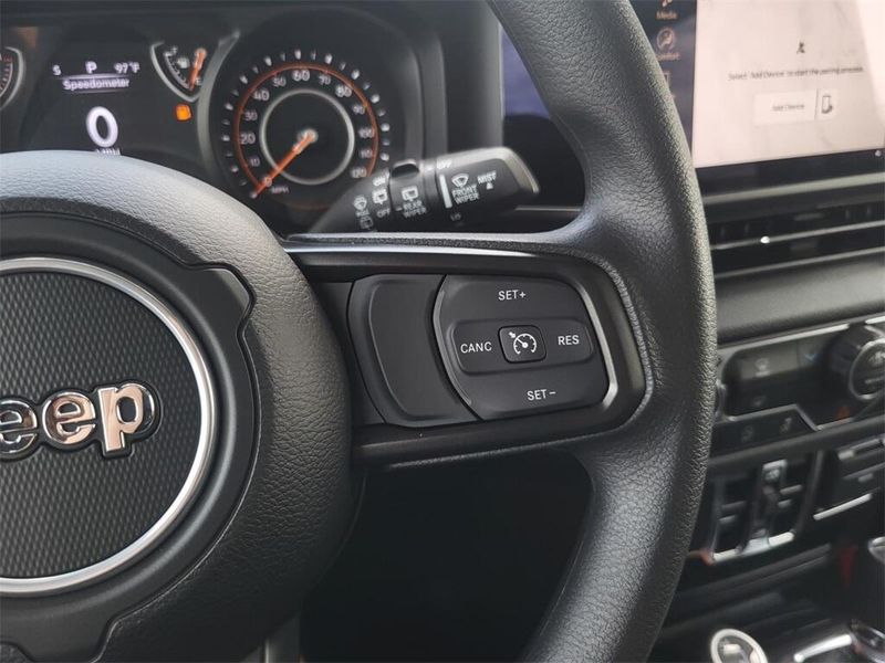 2025 Jeep Wrangler 4-door SportImage 11