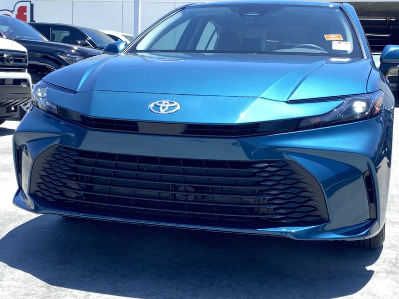 New 2025 Toyota Camry Image 7