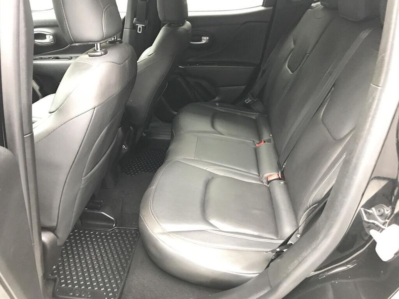 Used 2023 Jeep Renegade LimitedImage 14