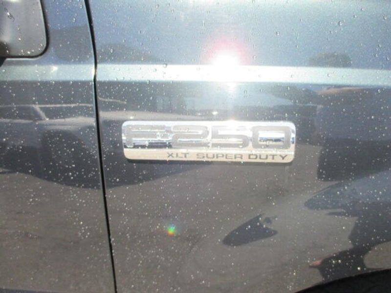 2006 Ford F-250 Image 6