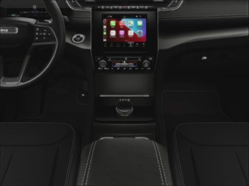 2025 Jeep Grand Cherokee Altitude photo 18