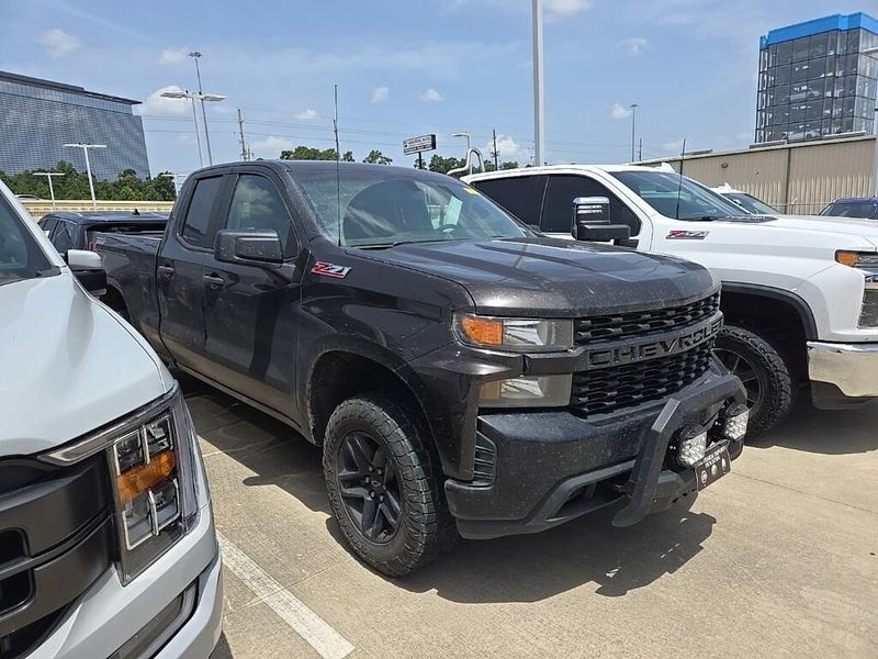 2020 Chevrolet Silverado 1500 Custom Trail BossImage 2