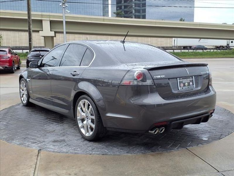 2009 Pontiac G8 GXPImage 2