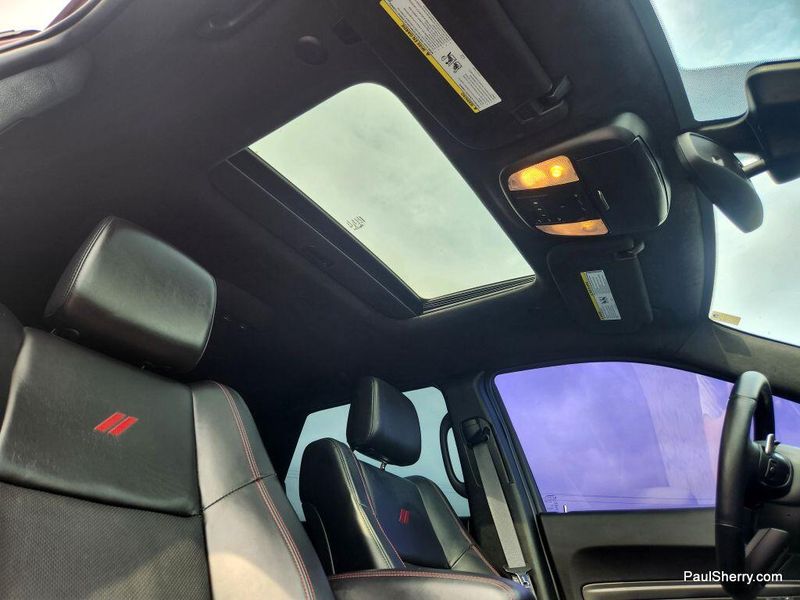 Used 2022 Dodge Durango R/T Plus BlacktopImage 4