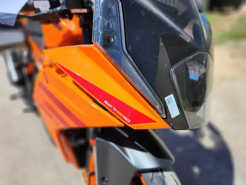 2024 KTM RC 390 ORANGEImage 13