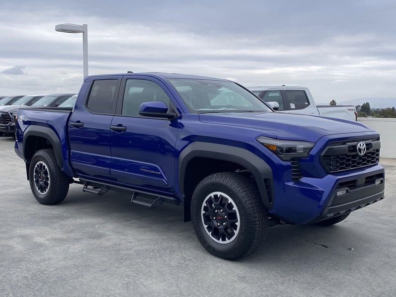 2024 Toyota Tacoma TRD Off RoadImage 2