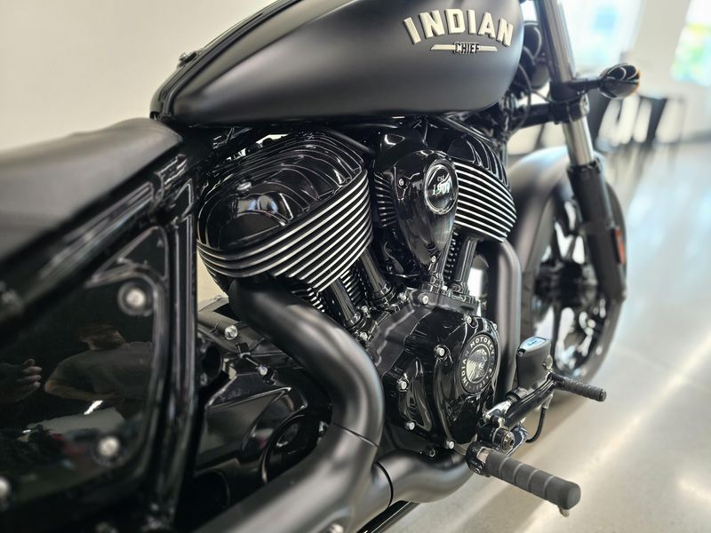 2023 Indian Motorcycle Co CHIEF DARK HORSE 