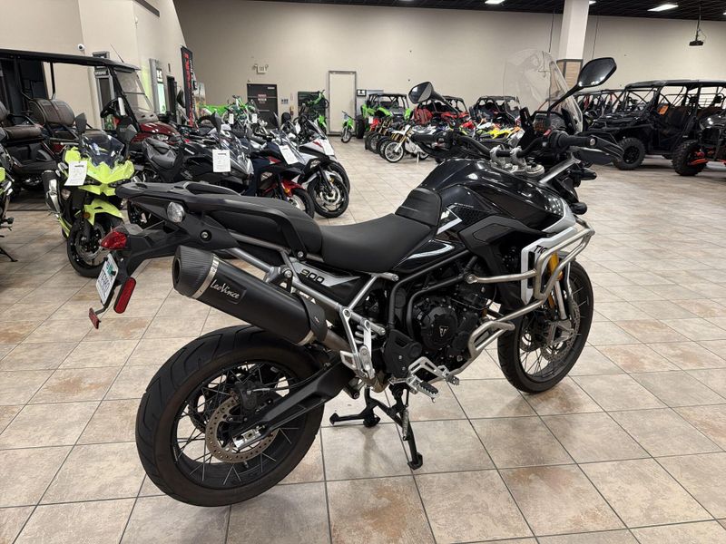 Used 2025 Triumph Tiger 900 Rally Pro Image 17