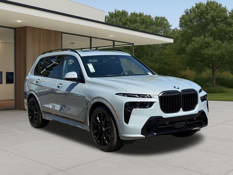 New 2026 BMW X7 xDrive40iImage 6