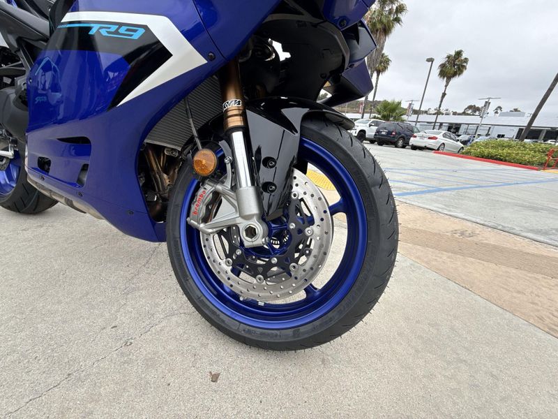 New 2025 Yamaha YZF-R9 Image 10