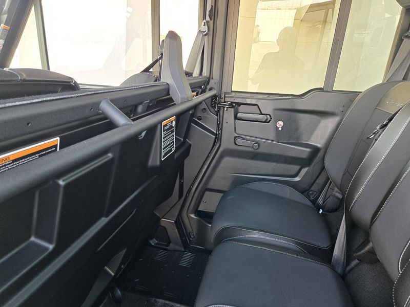 NEW 2026 CAN-AM DEFENDER MAX LIMITED CAB HD11 Image 20