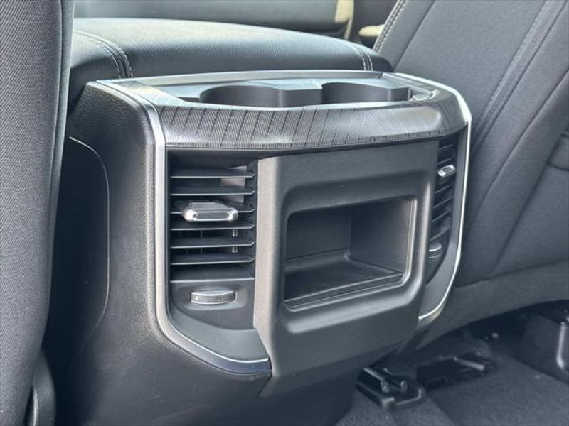 New 2026 RAM 1500 Big Horn Crew Cab 4x2 5'7' Box