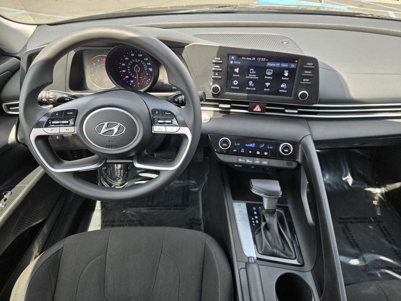 Used 2022 Hyundai Elantra SEL IVT
