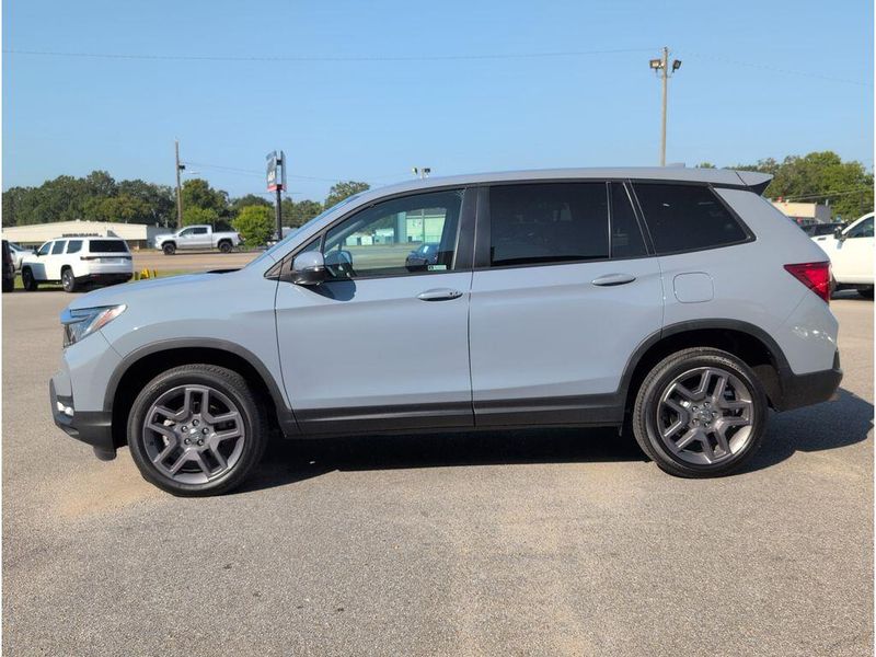 Used 2023 Honda Passport EX-LImage 2