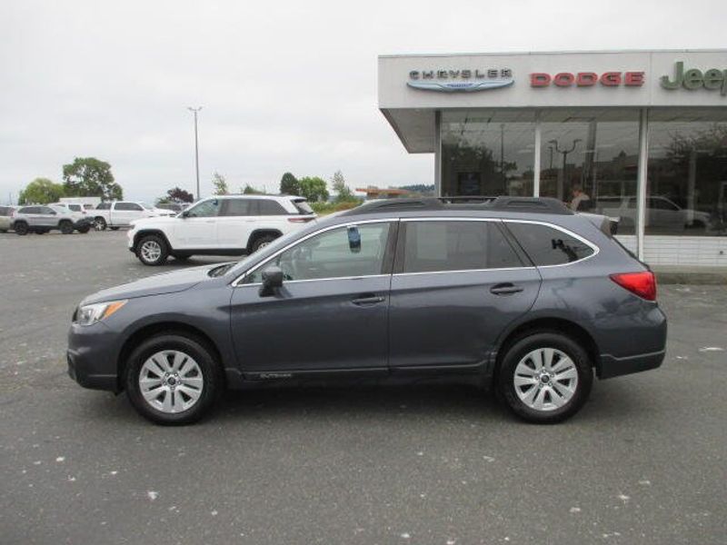 Used 2017 Subaru Outback PremiumImage 14