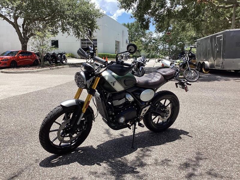 2025 Triumph SCRAMBLER 400 X