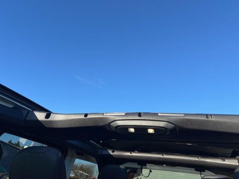 2025 Jeep Wrangler 4-door Rubicon
