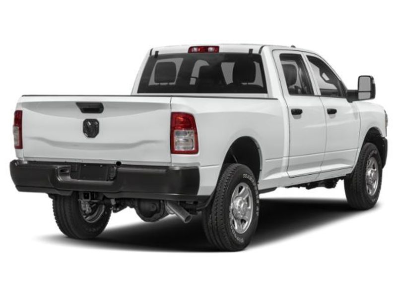 2024 RAM 3500 Tradesman Crew Cab 4x4 8