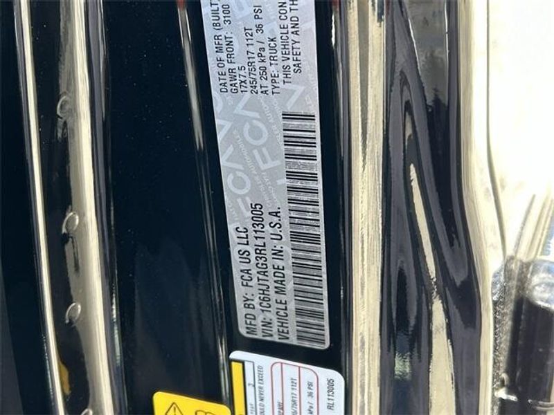 2024 Jeep Gladiator Sport S 4x4Image 23