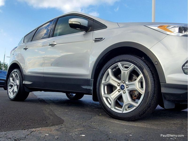 2019 Ford Escape TitaniumImage 6