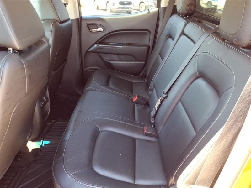 2015 Chevrolet Colorado LT photo 22