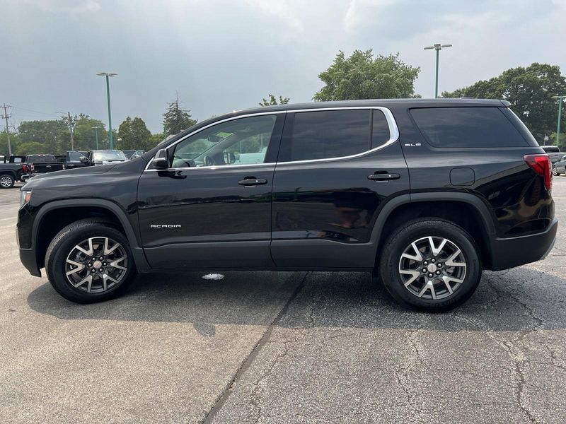 Used 2023 GMC Acadia SLE