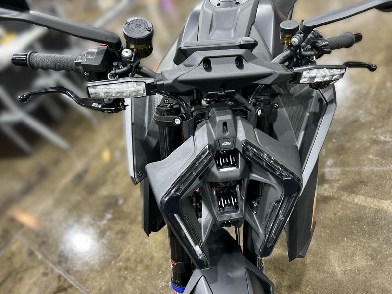 New 2026 KTM 1390 SUPER DUKE R EVO Image 22