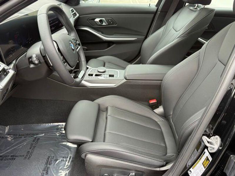 Used 2025 BMW 3 Series 330iImage 19