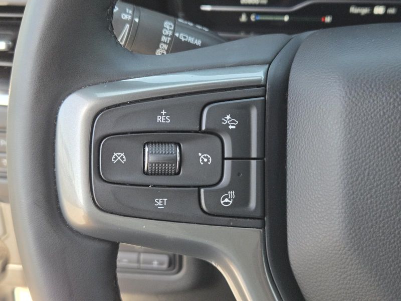 Used 2024 Chevrolet Tahoe 2WD 4dr LT