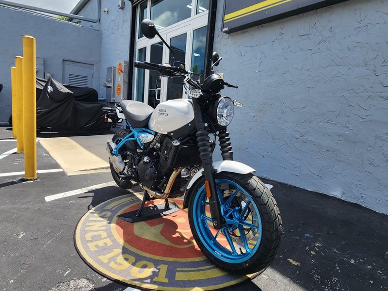 New 2026 Royal Enfield Guerrilla Image 9