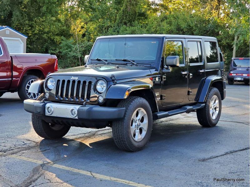 2015 Jeep Wrangler Sahara photo 2