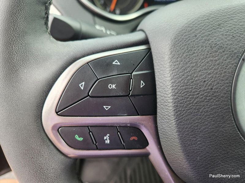 Used 2022 Jeep Cherokee Latitude Lux