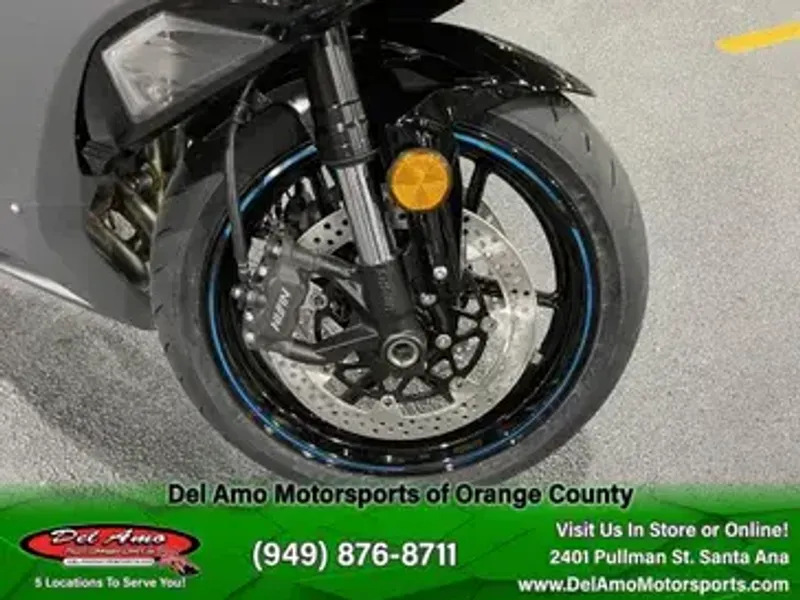 New 2025 Kawasaki NINJA ZX-6R ABS Image 12